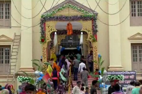 हलछट महोत्सव: अनूठी है पन्ना के इस खूबसूरत मंदिर की विरासत हलछट महोत्सव: अनूठी है पन्ना के इस खूबसूरत मंदिर की विरासत