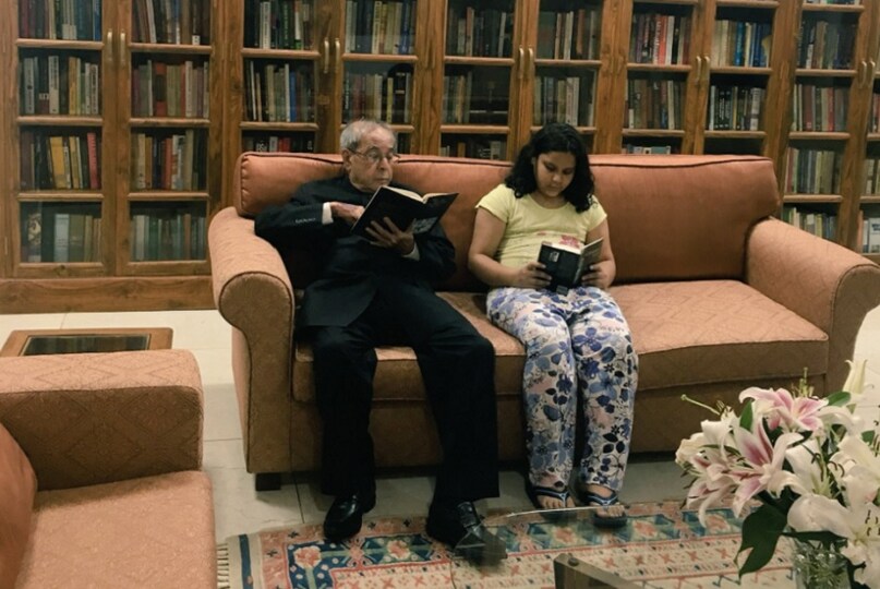 Pranab Mukherjee, Indira Gandhi