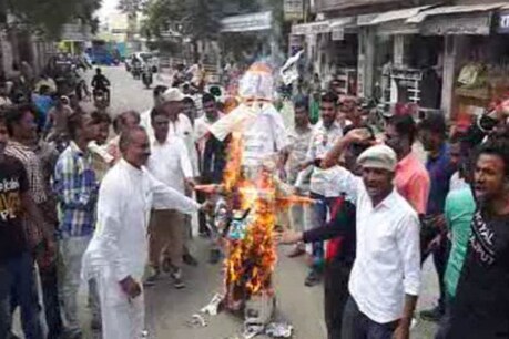 फिल्म 'पद्मावती' को लेकर जारी हैं धरने प्रदर्शन