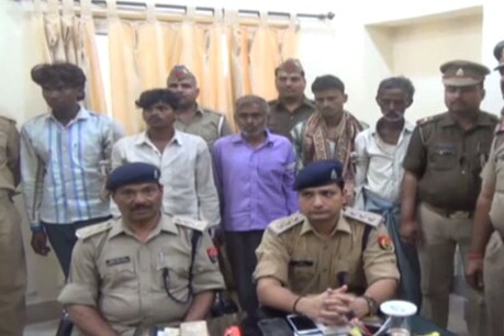 पांच अपराधी गिरफ्तार.