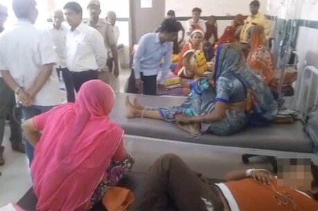 कलेक्टर कुमारपाल गौतम औचक निरीक्षण करने जेएलएन अस्पताल पहुंचे.
