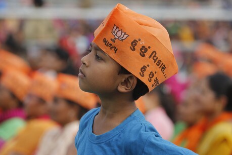 क्या गुजरात के युवा इस चुनाव में अपनी उपस्थिति दर्ज करा सकेंगे? (AP Photo)