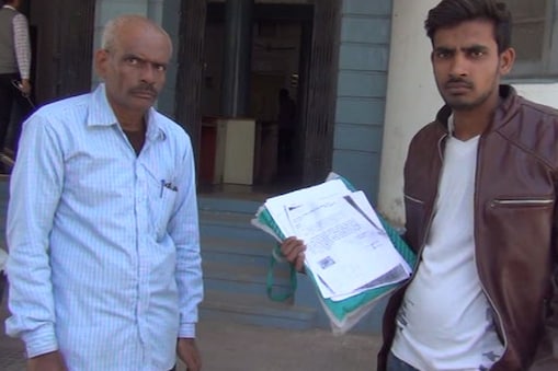 बिछीवाडा निवासी पीड़ित कन्हैयालाल ( बाएं) बिछीवाडा निवासी पीड़ित कन्हैयालाल ( बाएं)