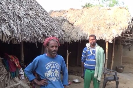 पाकुड़ में पीएम आवास योजना में बिचौलियों का खेल