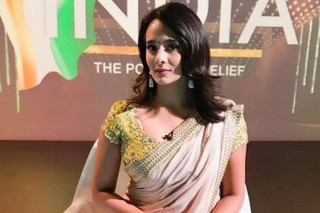 बीवी टीवी पर कर रही थी एंकरिंग, बेस प्राइज़ पर बिक गया ये क्रिकेटर!