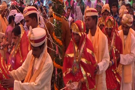 छोटानागपुरिया तेली उत्थान समाज ने कराई 31 जोड़ों की शादी छोटानागपुरिया तेली उत्थान समाज ने कराई 31 जोड़ों की शादी