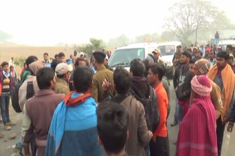सड़क दुर्घटना में चार की मौत, सात गंभीर रूप से घायल