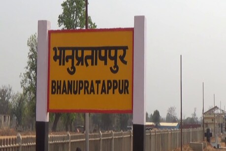 रेलवे प्रबंधन पर किसानों से धोखा करने का आरोप रेलवे प्रबंधन पर किसानों से धोखा करने का आरोप