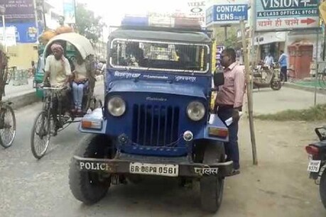 डकैतों की गोली का शिकार हुए व्यवसायी की मौत, विरोध में सड़क जाम डकैतों की गोली का शिकार हुए व्यवसायी की मौत, विरोध में सड़क जाम