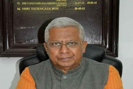 बिप्लब देब के इंटरनेट बयान का त्रिपुरा के गवर्नर तथागत रॉय ने किया समर्थन बिप्लब देब के इंटरनेट बयान का त्रिपुरा के गवर्नर तथागत रॉय ने किया समर्थन