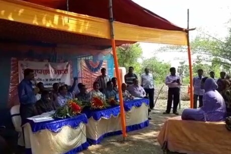 स्वास्थ्य समिति ने शिविर लगाकर आयुष्मान भारत कार्यक्रम का किया आयोजन