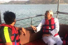 PHOTOS: बिहार के CM नीतीश कुमार का उदयपुर में नौका विहार