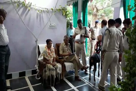 हत्या के बाद मौके पर पहुंची पुलिस