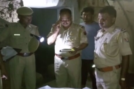 वारदात के बाद मौका मुआयना करती पुलिस। फोटो: न्यूज 18 राजस्थान