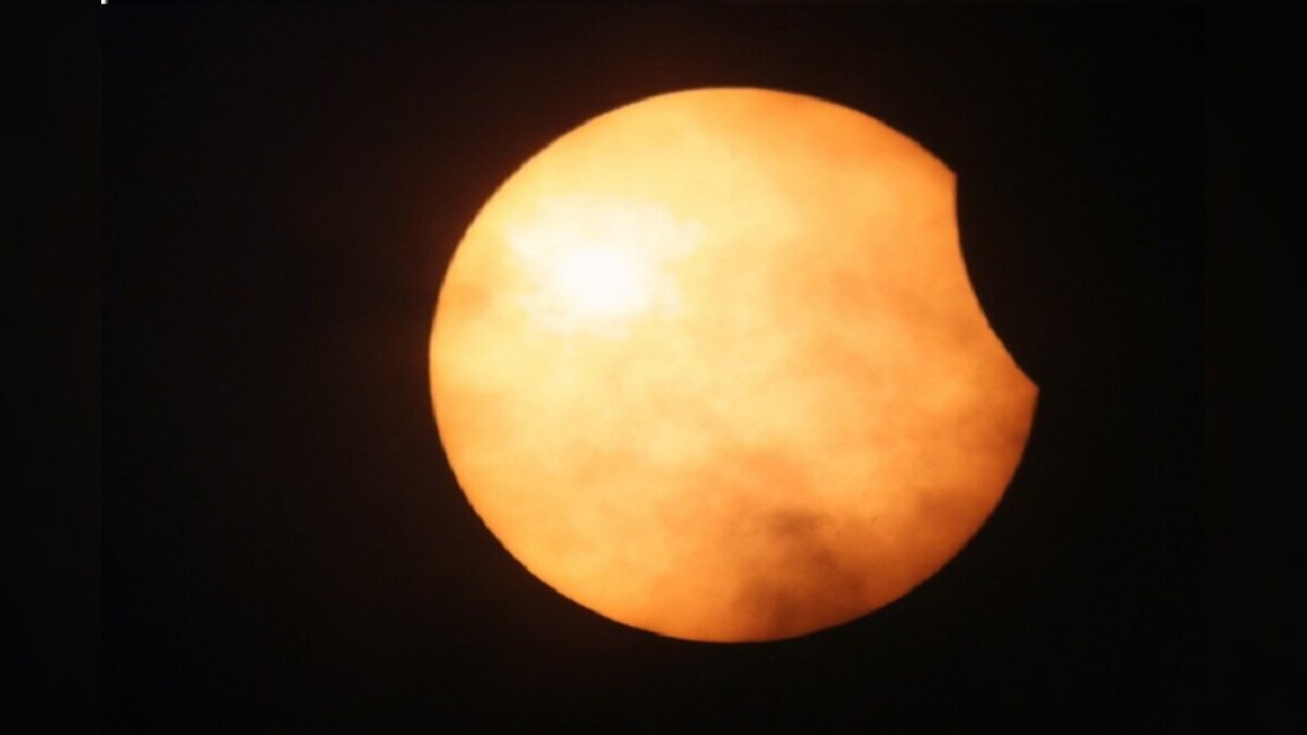 All that you need to know about the lunar eclipse on 27 July - News18 हिंदी