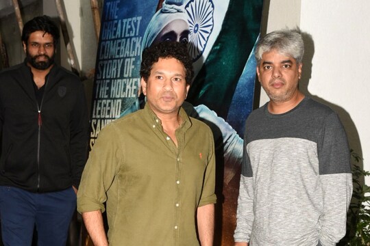 सचिन तेंदुलकर फिल्म 'सूरमा' की स्पेशल स्क्रीनिंग में शामिल हुए.