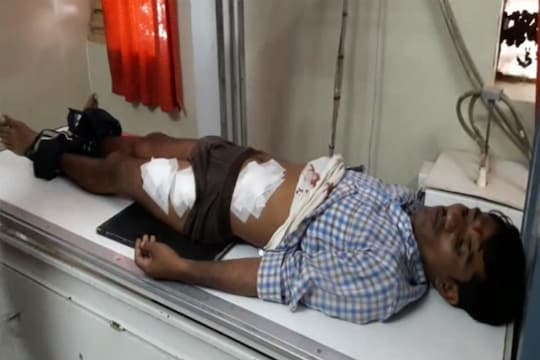 हमले में घायल हुआ युवक। फोटो: न्यूज18 राजस्थान 