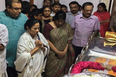 ममता दीदी को तमिलनाडु के लोगों ने 'अम्मा' कह संबोधित किया ममता दीदी को तमिलनाडु के लोगों ने 'अम्मा' कह संबोधित किया