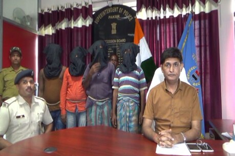पाकुड़ पुलिस ने अंतरराज्यीय पशु तस्कर गिरोह का पर्दाफाश किया.