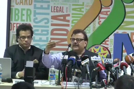 NRC कॉर्डिनेटर और रजिस्ट्रार जनरल को SC की फटकार, कहा- आप दोनों को जेल भेज दें? NRC कॉर्डिनेटर और रजिस्ट्रार जनरल को SC की फटकार, कहा- आप दोनों को जेल भेज दें?