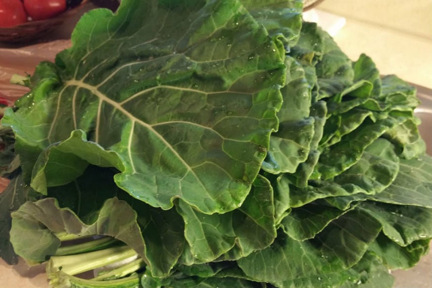 Superfoods कोलार्ड ग्रीन्स, पत्तागोभी परिवार से ये सब्जी करती है