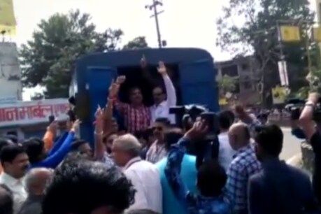 जबलपुर में भी जेल भरो आंदोलन के तहत गिरफ्तारी दी गई