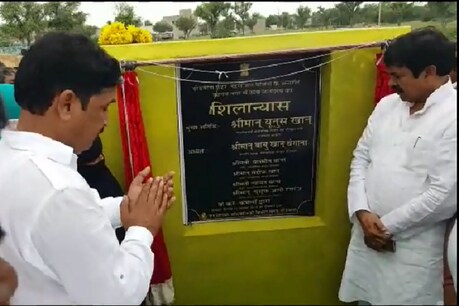 डीडवाना में पानी की टंकियों का शिलान्यास करते मत्री यूनुस खान