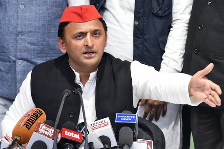 उत्तर प्रदेश के पूर्व मुख्यमंत्री अखिलेश यादव (फाइल फोटो-पीटीआई)