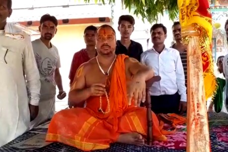 महंत परमहंस दास