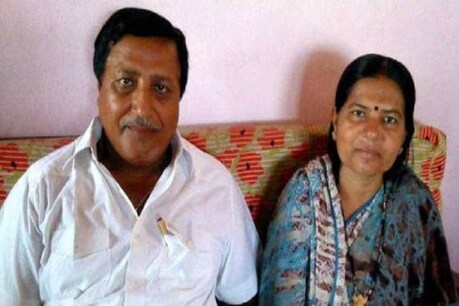 मंजू वर्मा अपने पति चंद्रशेखर वर्मा के साथ (फाइल फोटो)