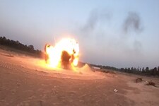 VIDEO: 'ऑपरेशन 555 पतरामपुर' के तहत मिसाइलों को नष्ट करना जारी