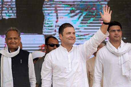 कांग्रेस अध्यक्ष राहुल गांधी के साथ सचिन पायलट और अशोक गहलोत की फाइल फोटो.