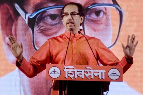 उद्धव के अयोध्या दौरे से उत्साहित शिवसेना अब उत्तर भारत में BJP का विकल्प बनने में जुटी उद्धव के अयोध्या दौरे से उत्साहित शिवसेना अब उत्तर भारत में BJP का विकल्प बनने में जुटी
