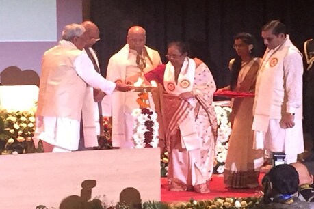 सूचना तकनीक को बढ़ावा देने वाले देश आगे बढ़ रहे हैं: राष्ट्रपति सूचना तकनीक को बढ़ावा देने वाले देश आगे बढ़ रहे हैं: राष्ट्रपति