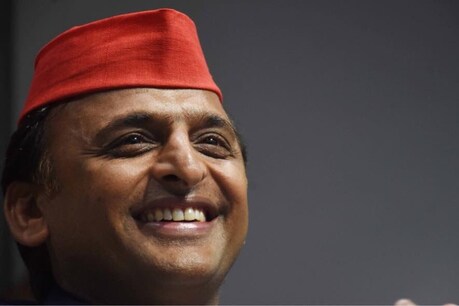 कन्नौज के इस इत्र के मुरीद हैं सपा मुखिया अखिलेश यादव, ये रही खासियत कन्नौज के इस इत्र के मुरीद हैं सपा मुखिया अखिलेश यादव, ये रही खासियत