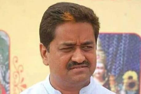 कौन हैं कमलनाथ के मंत्री सुखदेव पांसे, जिन्होंने पीएम मोदी और शिवराज को कहे अपशब्द कौन हैं कमलनाथ के मंत्री सुखदेव पांसे, जिन्होंने पीएम मोदी और शिवराज को कहे अपशब्द