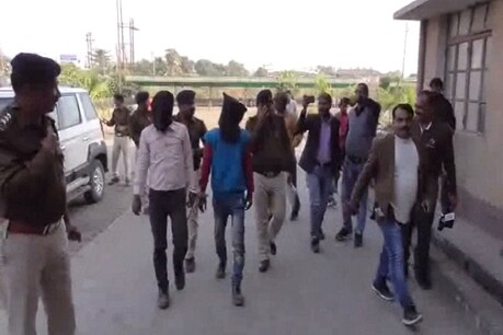 सिंगरौली: शादी की जिद करने पर की थी प्रेमिका की हत्या, मुंबई में हुआ गिरफ्तार सिंगरौली: शादी की जिद करने पर की थी प्रेमिका की हत्या, मुंबई में हुआ गिरफ्तार