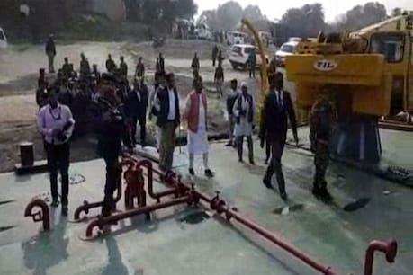 सीएम रघुवर दास ने लिया निर्माणाधीन बंदरगाह का जायजा