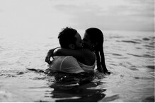 शादीशुदा जिंदगी पर बुरा असर डालती है पति की ये एक आदत