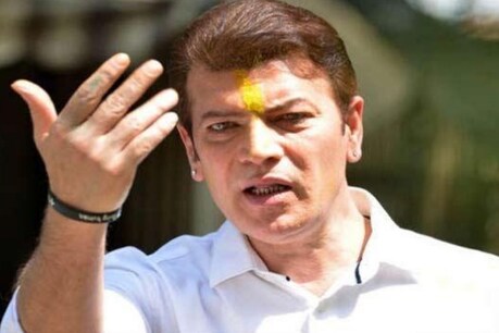 कार मैकेनिक ने पैसे मांगे तो जान से मारने की धमकी देने लगे आदित्य पंचोली, FIR दर्ज कार मैकेनिक ने पैसे मांगे तो जान से मारने की धमकी देने लगे आदित्य पंचोली, FIR दर्ज