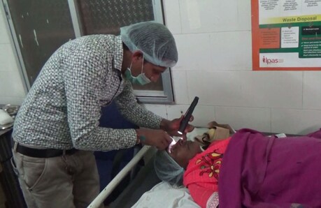 बेमेतरा विधायक की फटकार का असर, 14 लोगों का हुआ मोतियाबिंद का ऑपरेशन