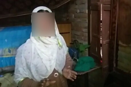 बुलंदशहर हिंसा: आरोपी प्रशांत नट की पत्नी का आरोप- पुलिस अपने साथ लेकर आई थी मोबाइल बुलंदशहर हिंसा: आरोपी प्रशांत नट की पत्नी का आरोप- पुलिस अपने साथ लेकर आई थी मोबाइल