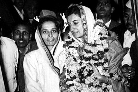 1967 के चुनाव प्रचार में इंदिरा गांधी