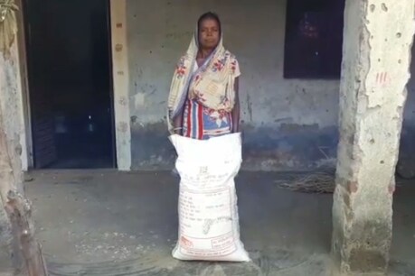 लाभुकों को नहीं मिल रहा डाकिया योजना का लाभ