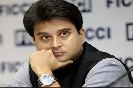 पश्चिमी यूपी में नामांकन शुरू, लेकिन गायब हैं कांग्रेस प्रभारी ज्योतिरादित्य सिंधिया पश्चिमी यूपी में नामांकन शुरू, लेकिन गायब हैं कांग्रेस प्रभारी ज्योतिरादित्य सिंधिया