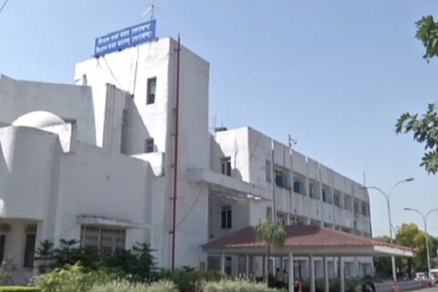 देहरादून स्थित विधानसभा भवन (फ़ाइल फ़ोटो)