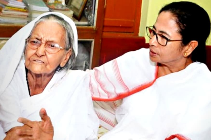 मतुआ की महारानी वीणापाणि देवी का निधन, पीएम मोदी मानते थे आदर्श । Matua Matriarch Binapani Devi Dies at 100, PM Modi Calls Her an Icon Personal Loss for Mamata Banerjee