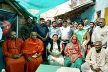 PHOTOS : राज्यपाल आनंदी बेन पटेल पहुंची शहीद अश्विनी कुमार के गांव