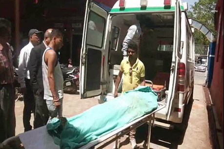 कोरिया: घर जा रहे बाइक सवार युवक को अज्ञात वाहन ने मारी टक्कर, मौत कोरिया: घर जा रहे बाइक सवार युवक को अज्ञात वाहन ने मारी टक्कर, मौत
