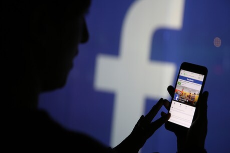 Facebook के 60 हजार यूजर्स का डेटा हुआ लीक, जानें कैसे Facebook के 60 हजार यूजर्स का डेटा हुआ लीक, जानें कैसे